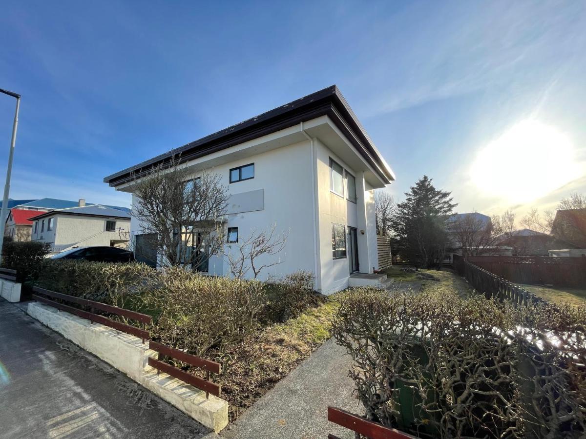 Keflavik Apartments 101 מראה חיצוני תמונה