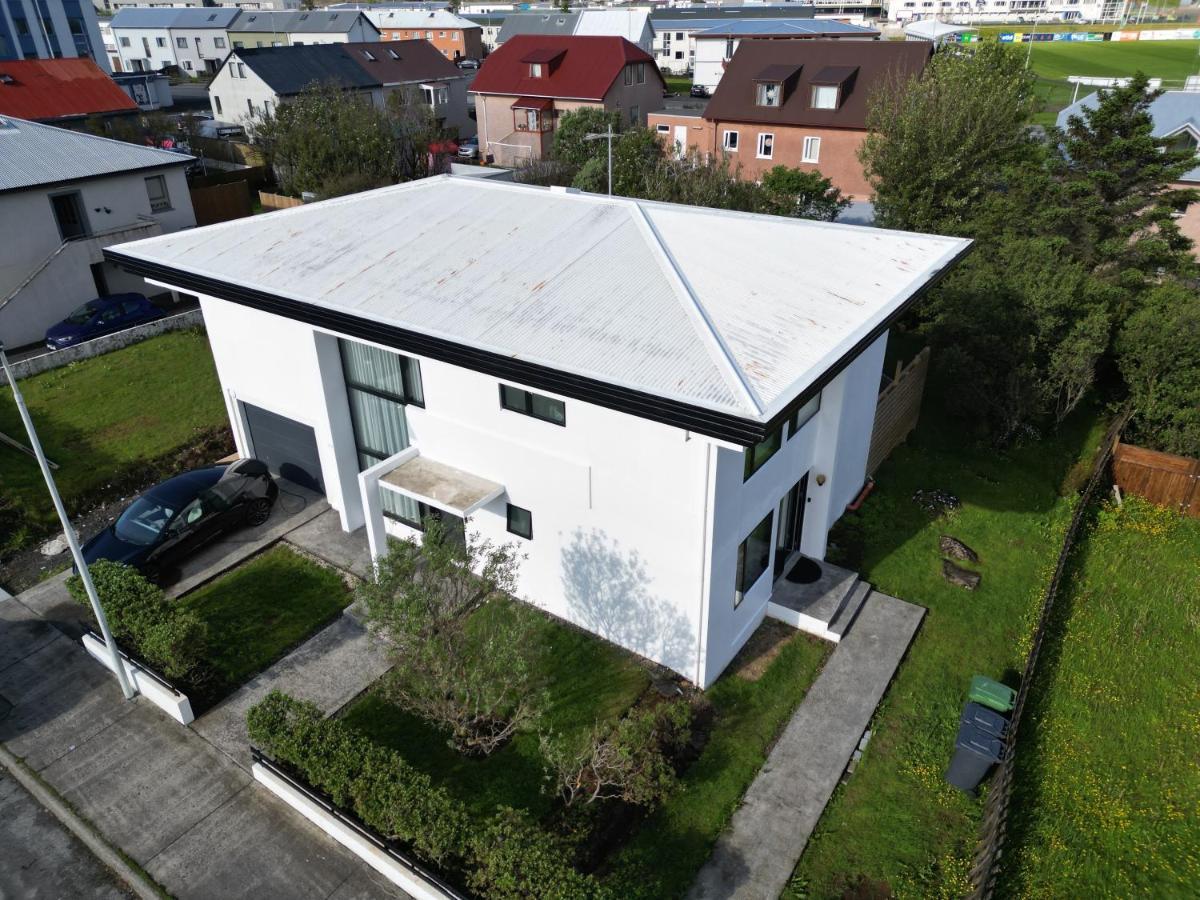 Keflavik Apartments 101 מראה חיצוני תמונה